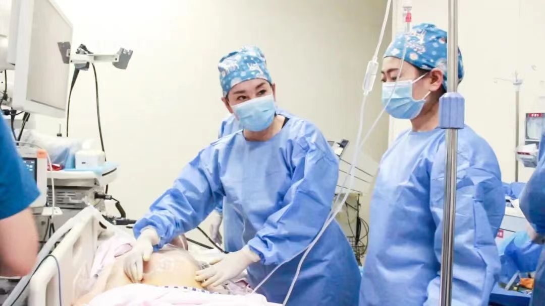 西安高新医院消化内科成功完成首例渐冻人经内镜下胃造瘘手术